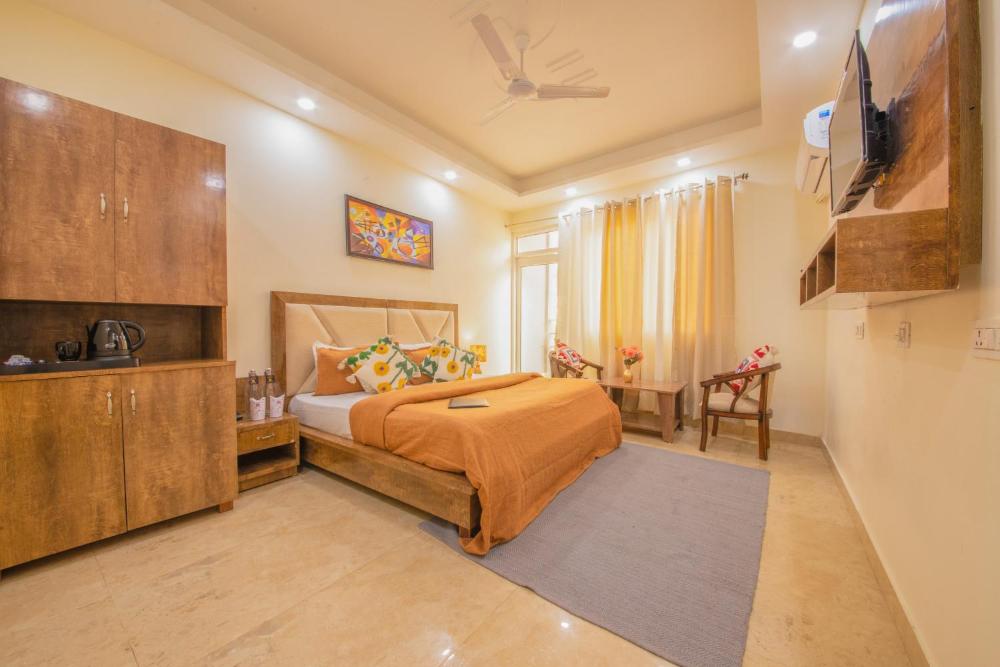 PerfectStayz B2L Hills Tapovan