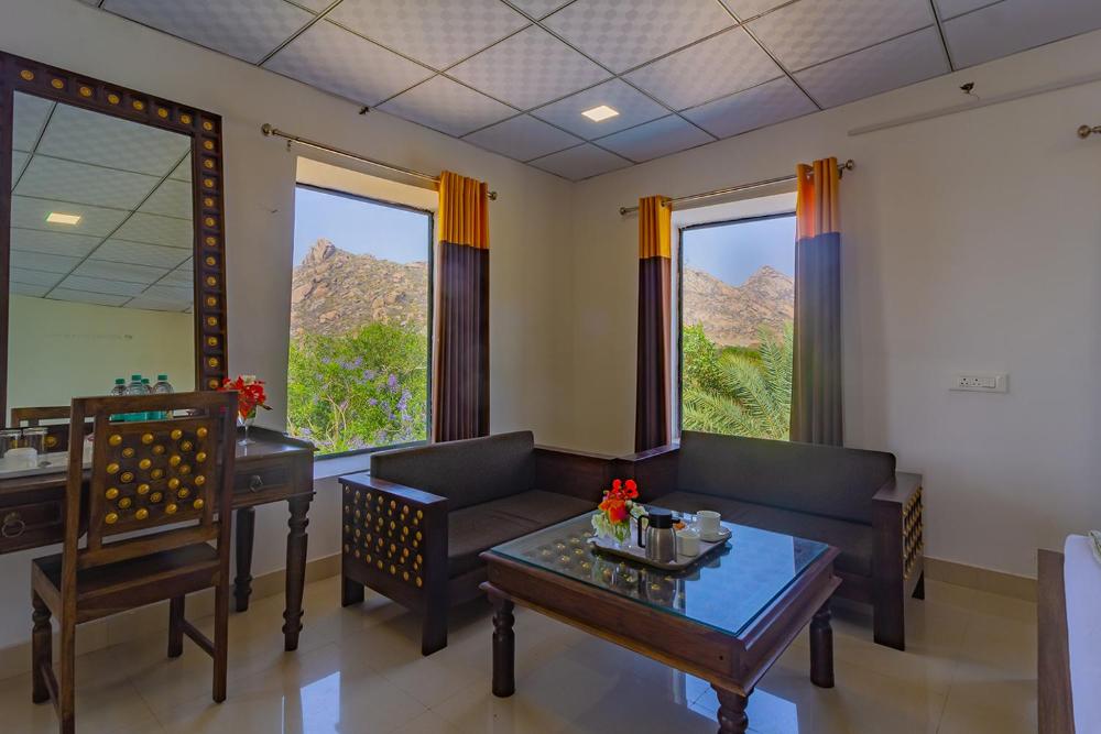 Jawai Dam Stay