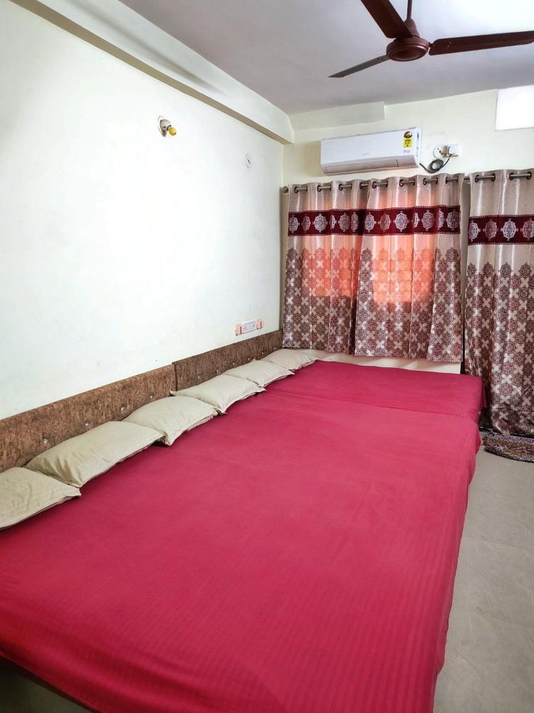 Shree Shivaay Guest House 