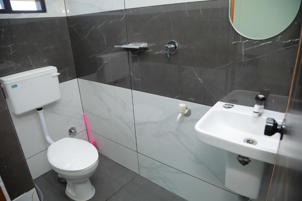 POP 83086 Thekkumpuram Residency