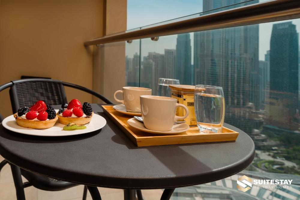 Fashion avenue Dubai Mall -The Residence
