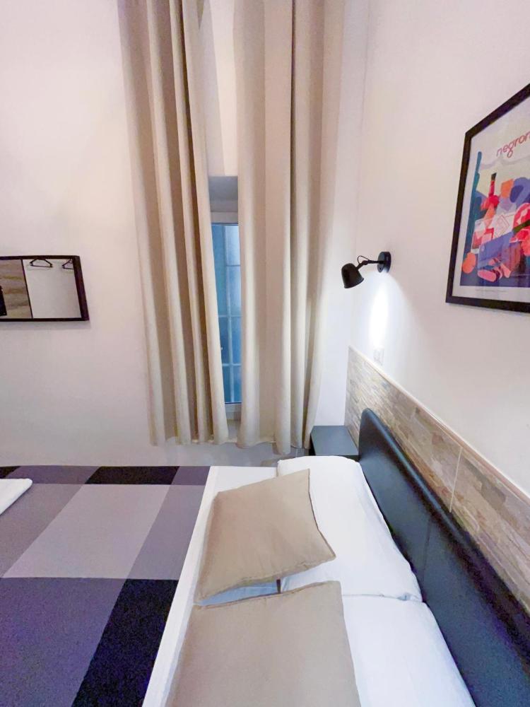 Room Image 4