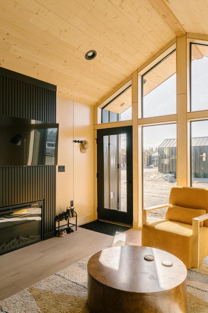 yellowstone peaks hotel