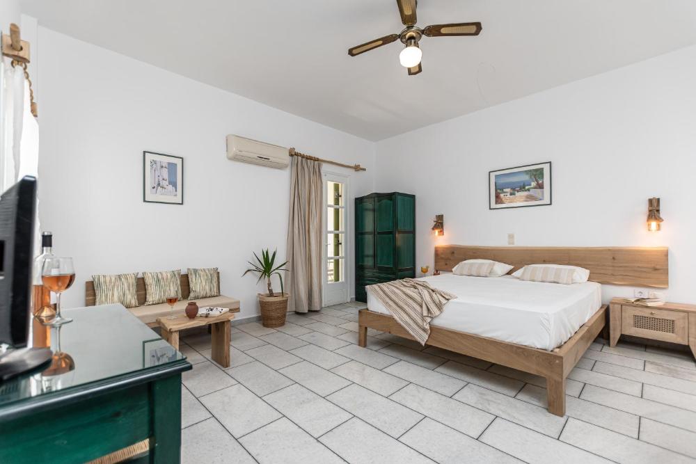 studios vrettos beachfront hotel