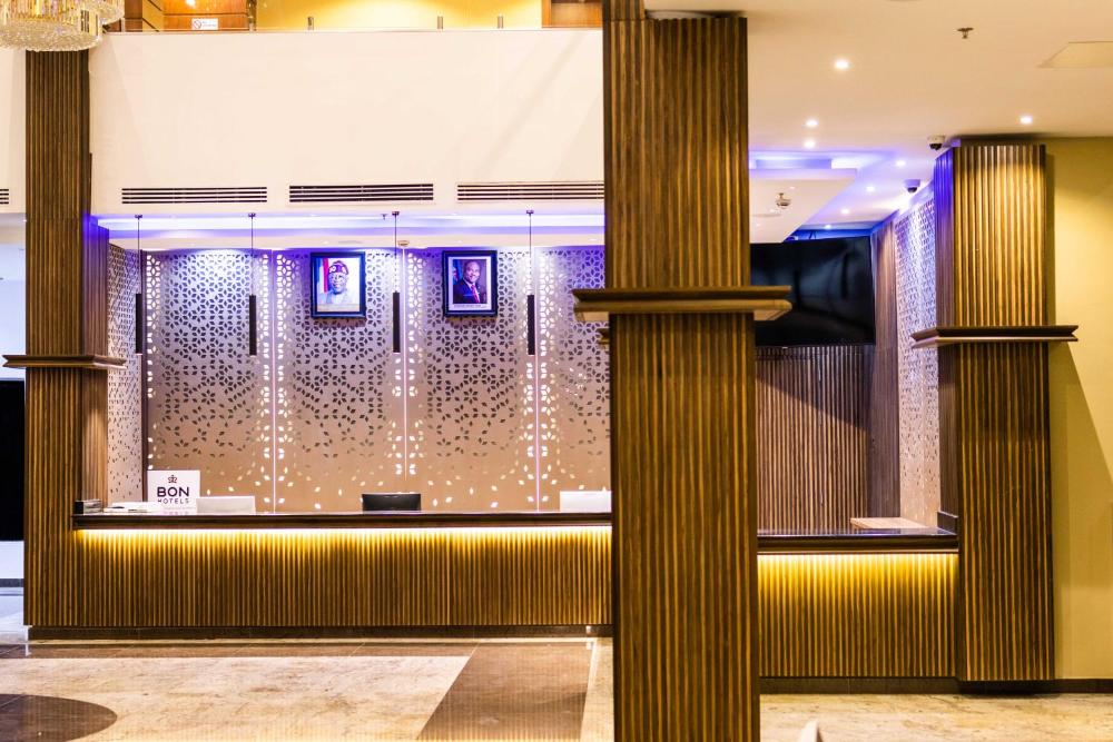 bon hotel octagon