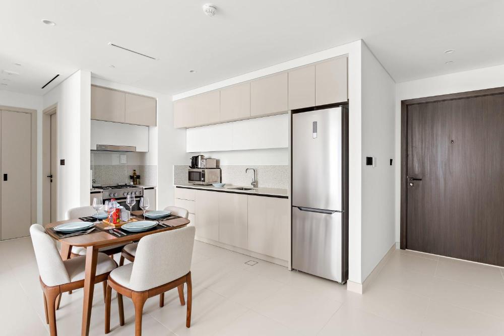 Silkhaus Sea & Palm View 1BDR | Marina Vista