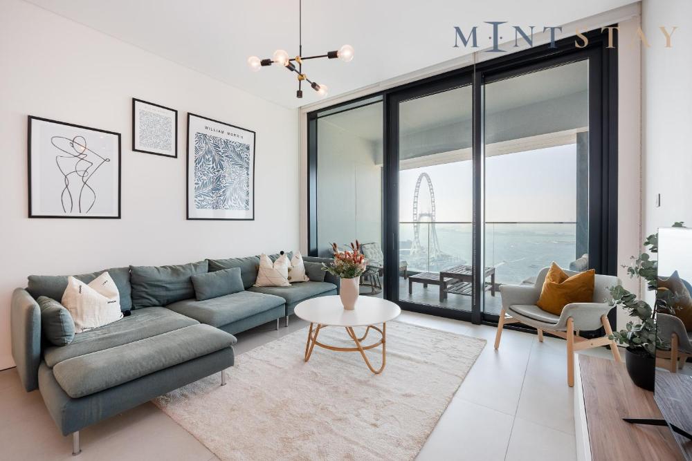 Address JBR Sea Views, Jumeirah Beach Residence, Dubai Marina - Mint Stay