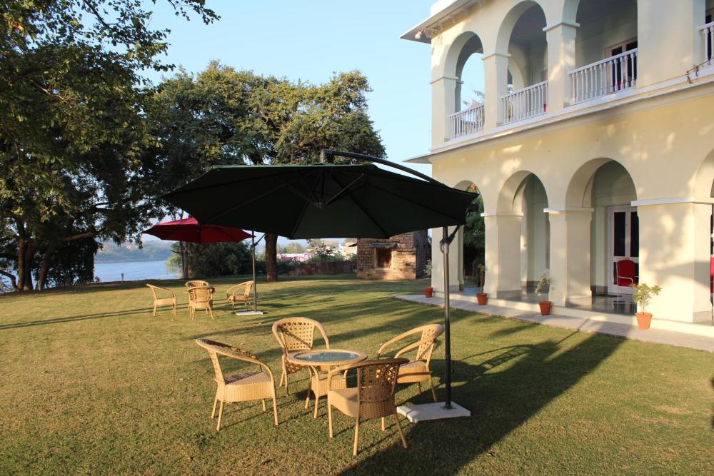 Brijraj Bhawan Palace Hotel