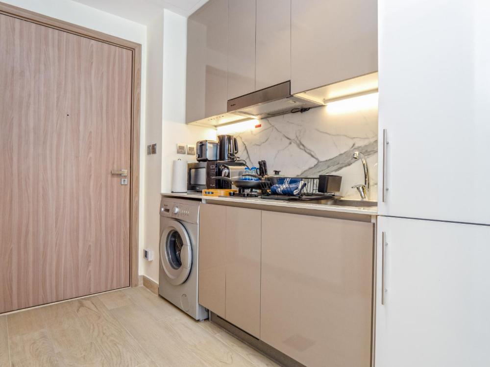 EasyGo - Unbeatable Deals on Urban Rentals in Riviera 16