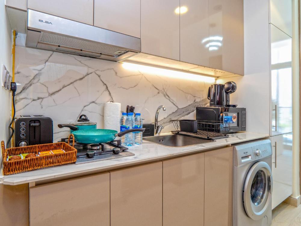 EasyGo - Unbeatable Deals on Urban Rentals in Riviera 16