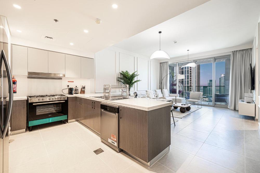 Luxury 4BR Burj Khalifa & Fountain Views