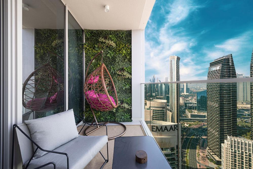 Luxury 4BR Burj Khalifa & Fountain Views