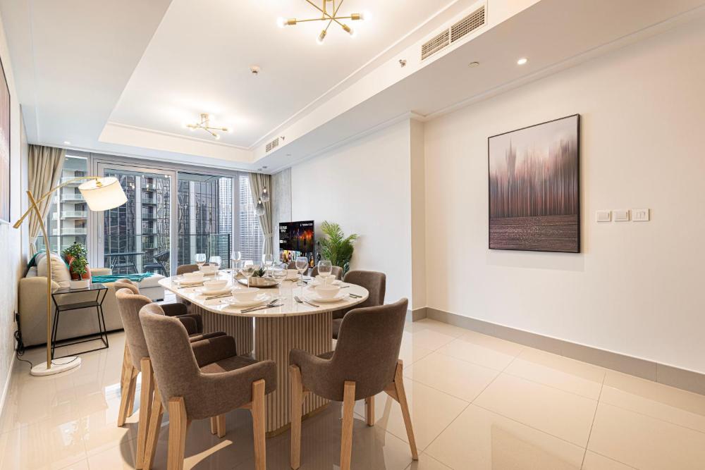 SmartStay at Opera Grand - Stunning Burj Khalifa Views - Brand New Luxury Residences