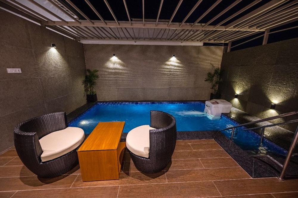 S R Private Residence