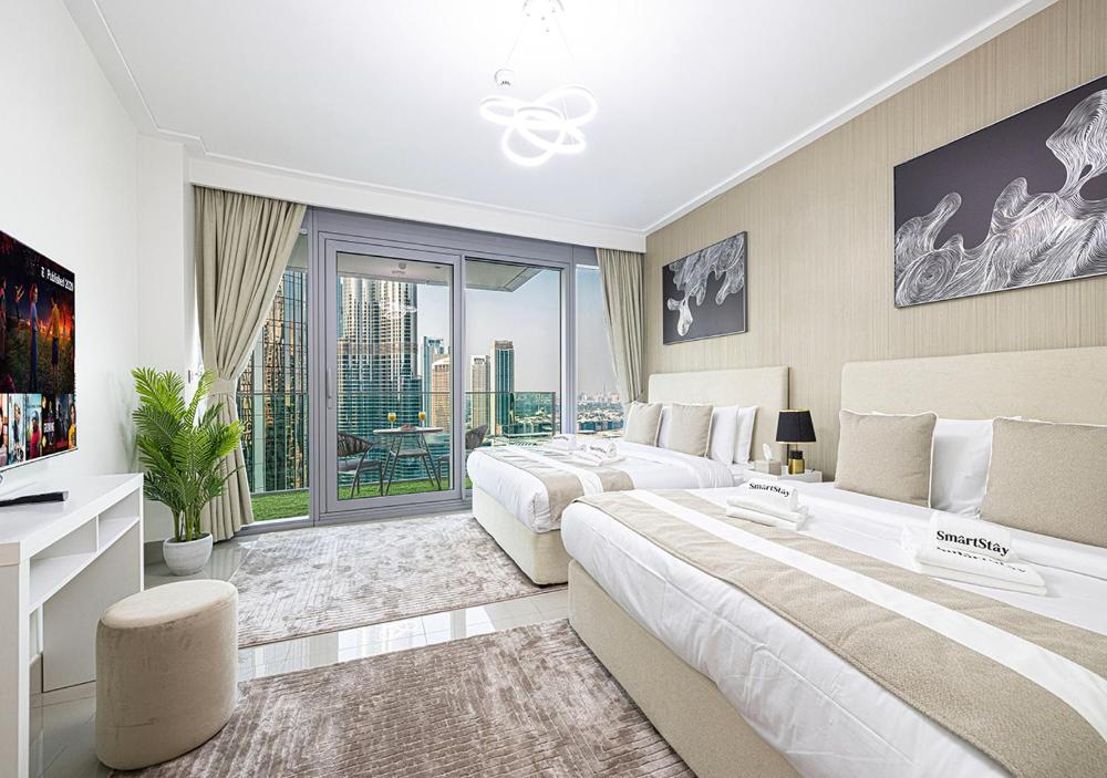 SmartStay at Opera Grand - Stunning Burj Khalifa Views - Brand New Luxury Residences
