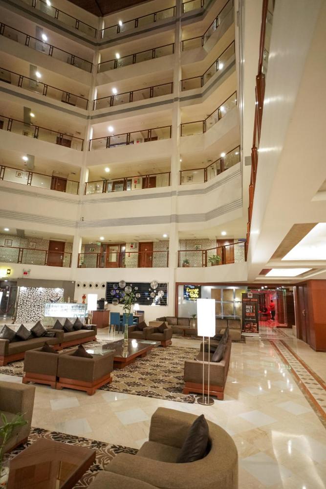 Clarion Hotel Bella Casa