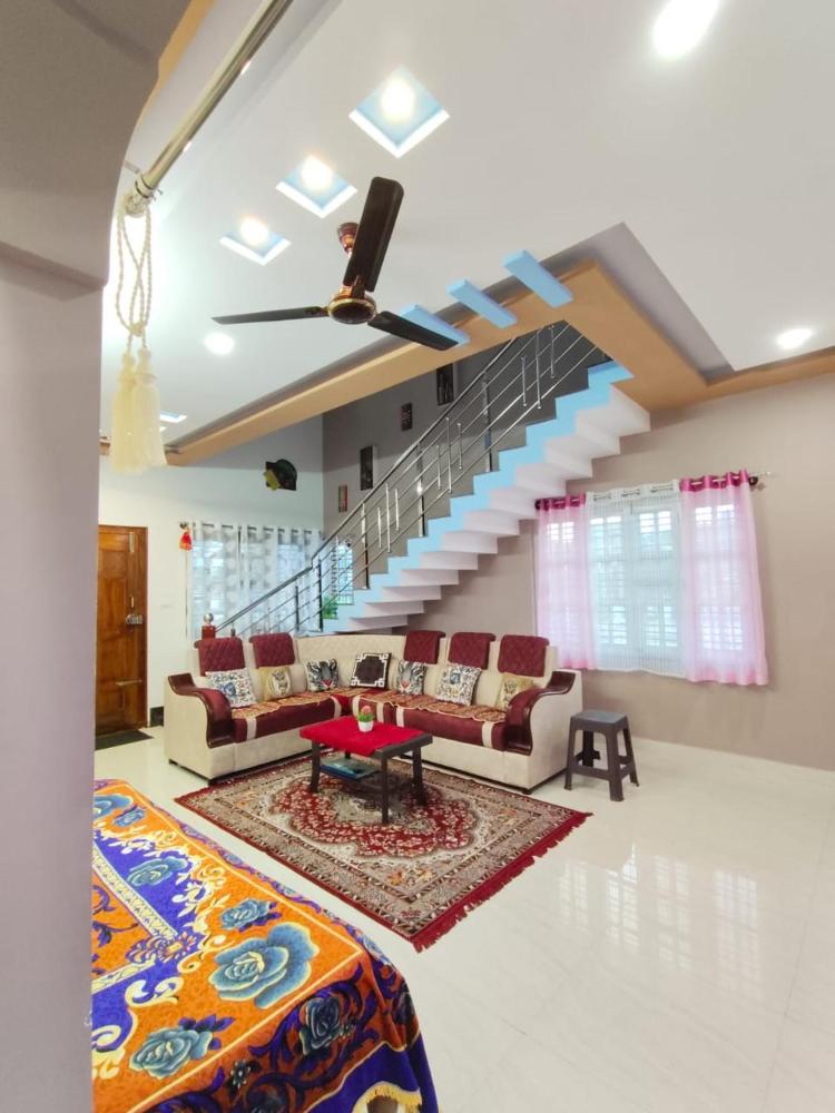 SMS Homestay