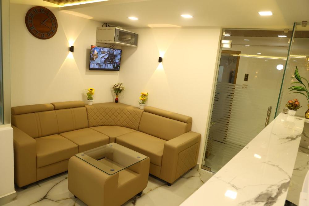 GRAND TAMIM HOTEL