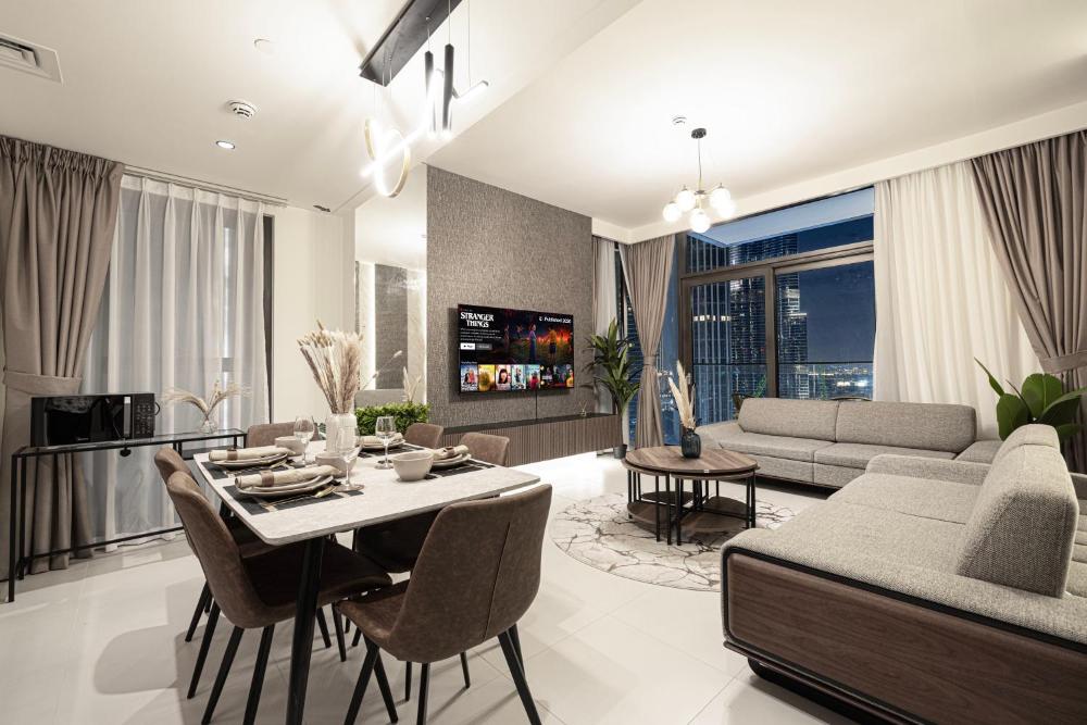 Elegant 1-Bedroom , Burj Khalifa View , Burj Crown