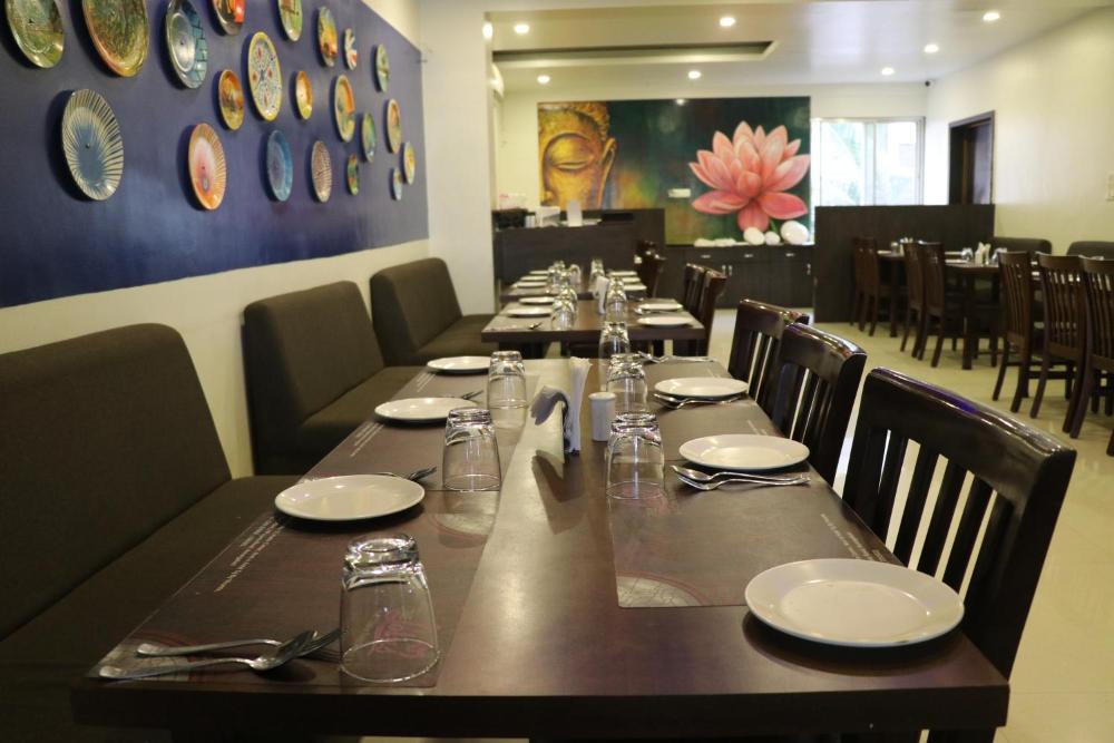 Hotel Yash Executive
