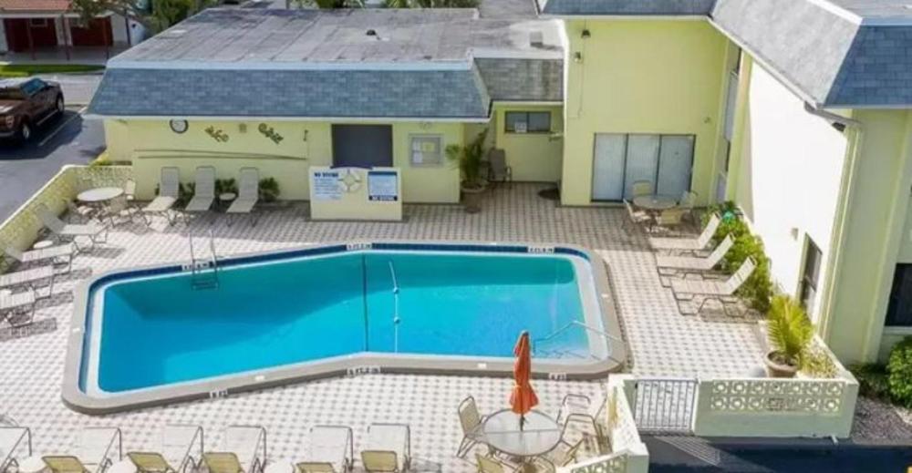 Budget Friendly Hotels in Siesta Key and Sarasota (October 2024)