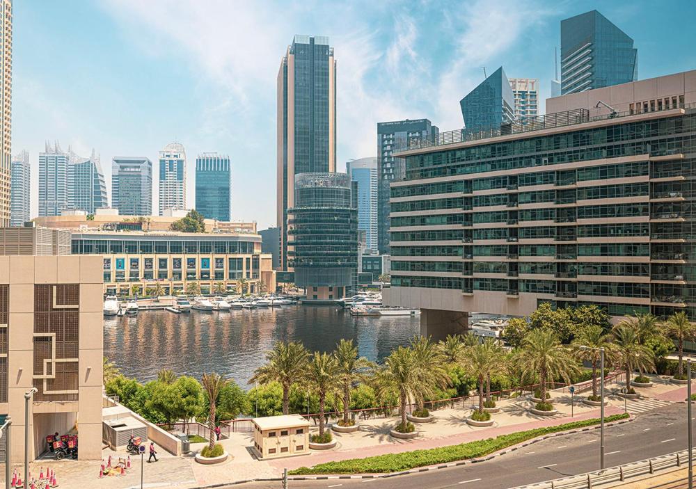 First Class Apartments in Heart of JBR, Steps to the Beach - 121 Living