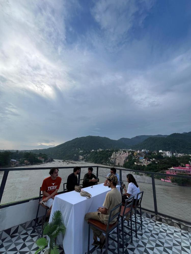 Joey's By The Ganges