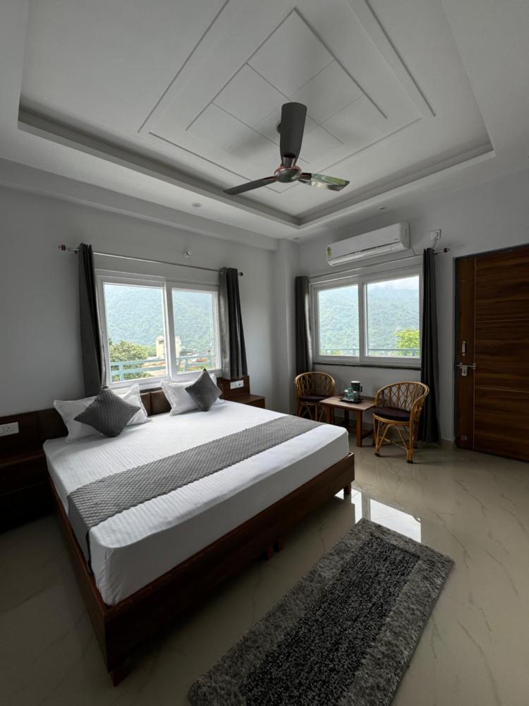 Hotel Yog Vriksh