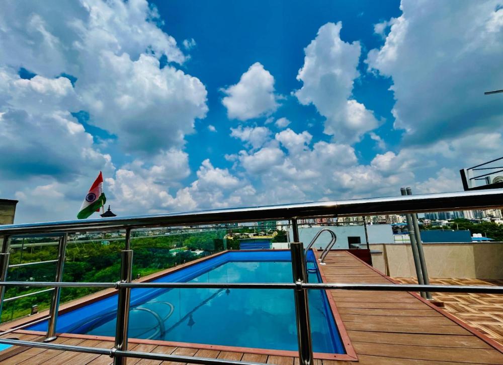 Hotel The Grand Oasis Greater Noida 