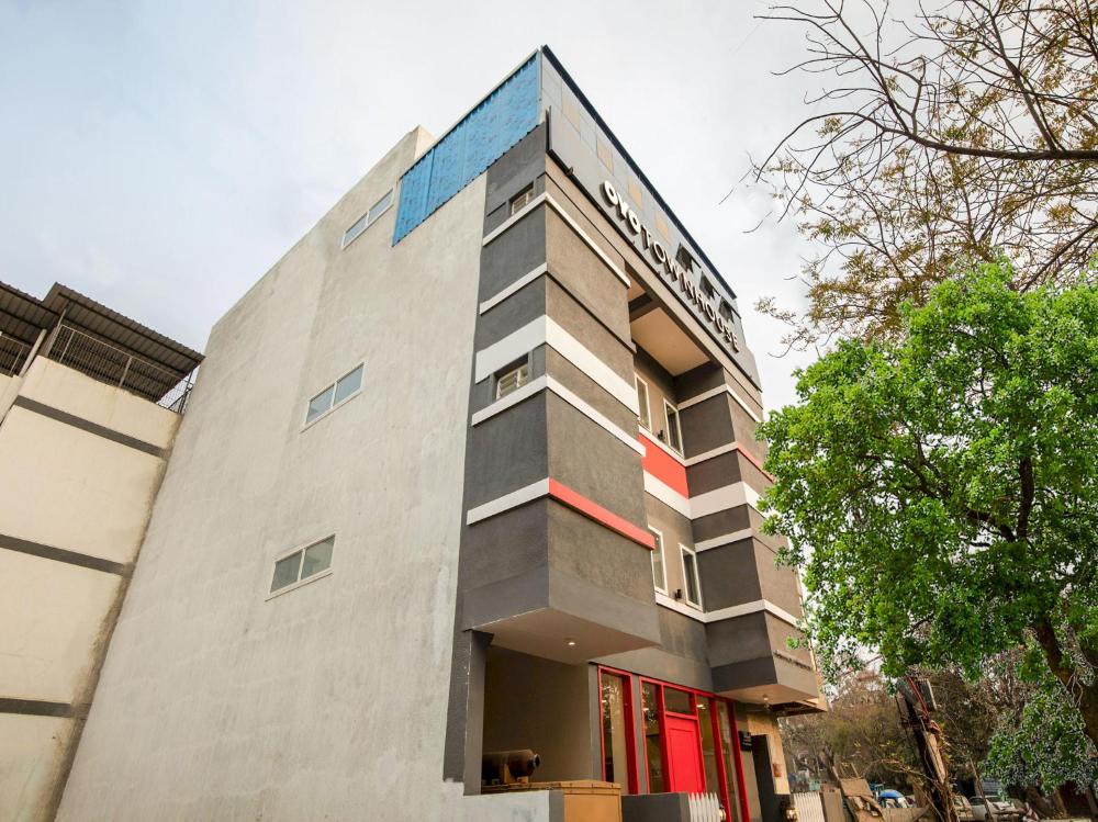 Townhouse Pipliyahana Square