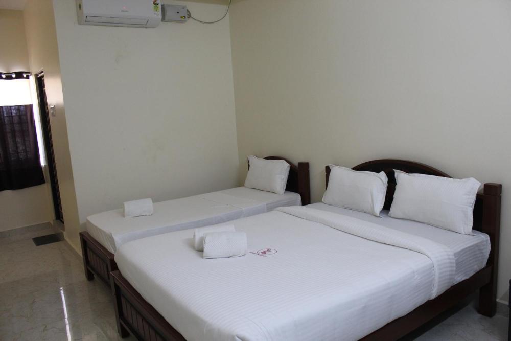 Kumaran Residency