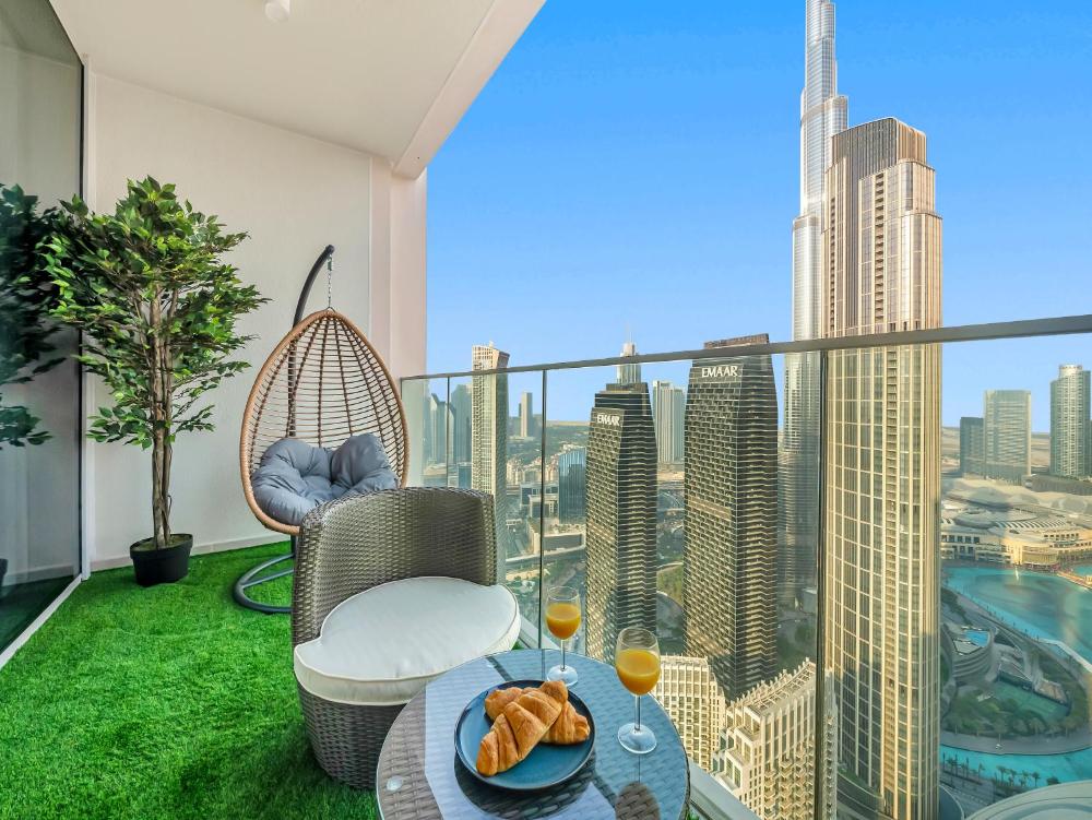 Panoramic Downtown & Fountain views from High Floors at Forte by Propigo