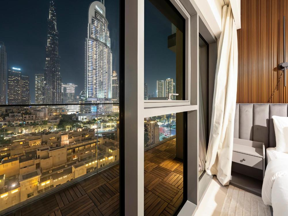 SmartStay at Burj Royale - Full Burj Khalifa View - Brand New Luxury Apartments