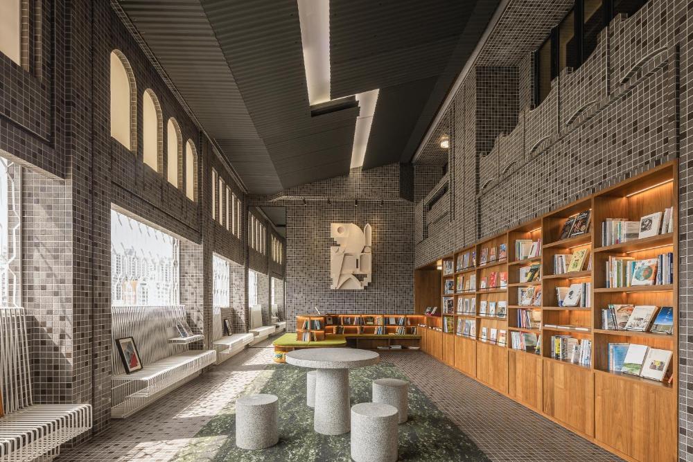 프로빈티아 호텔 (Provintia Hotel)