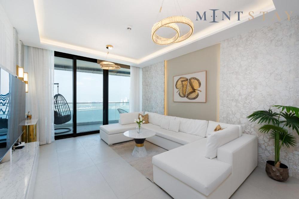 Address JBR Sea Views, Jumeirah Beach Residence, Dubai Marina - Mint Stay