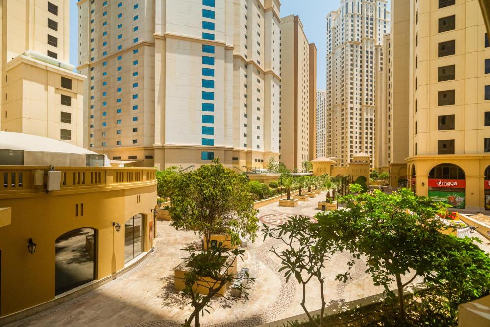 Beautiful 2BR & 4BR Apartments on JBR Beach, Walking Distance to Bluewaters Island - By Sunkissed Ho