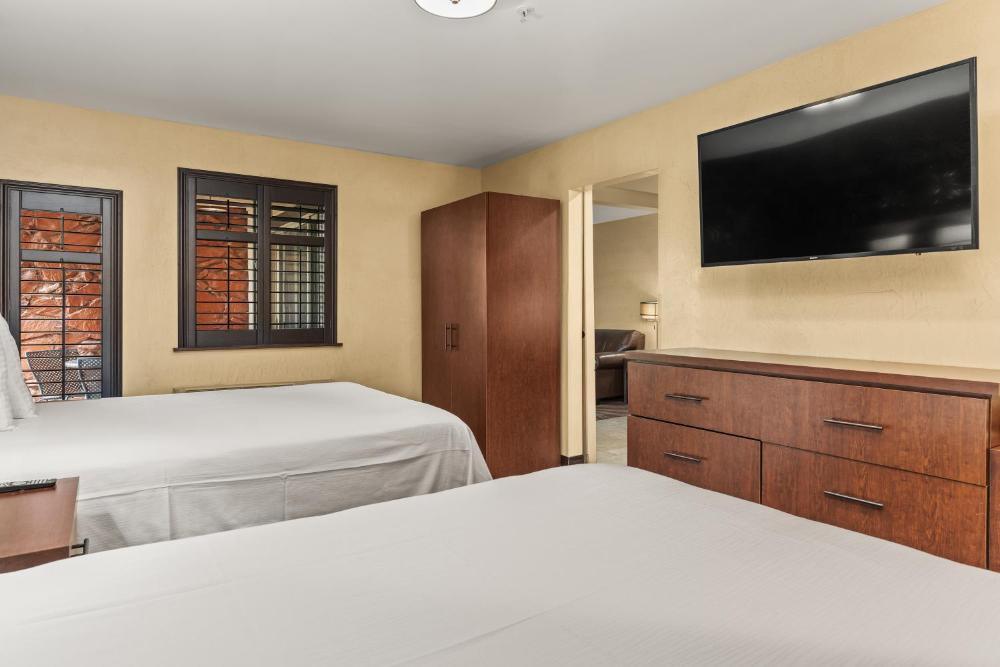 Room Image 3