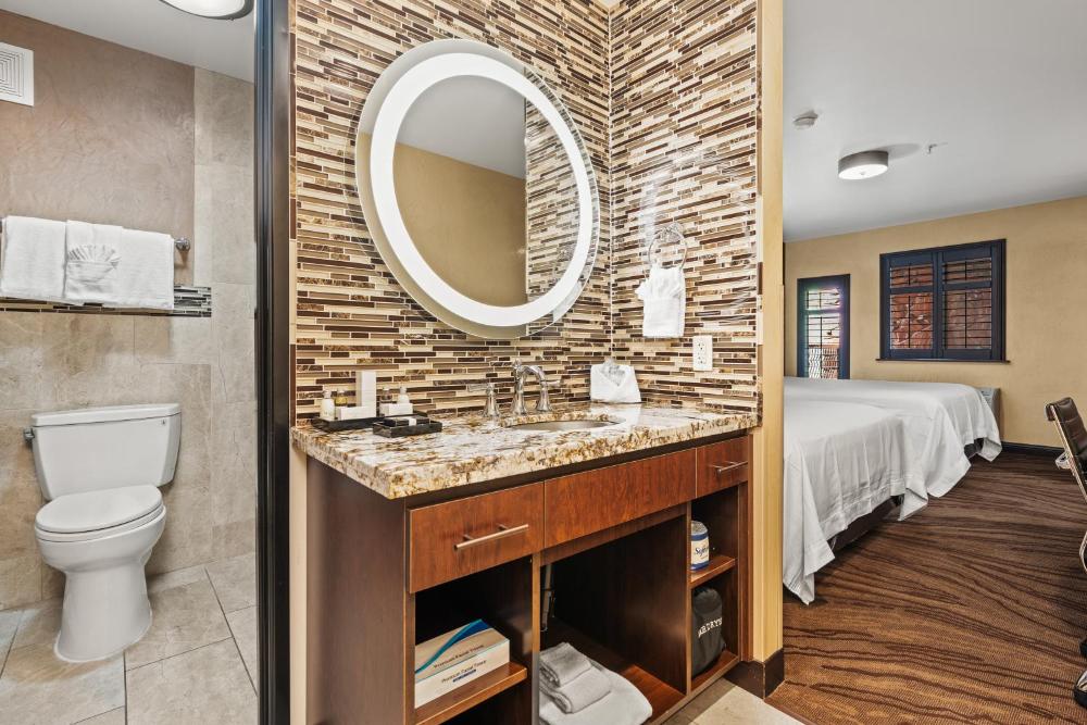 Room Image 4