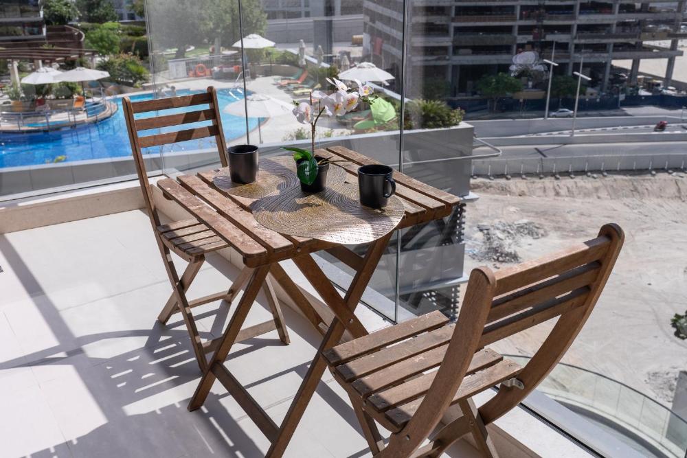 Dunya Tower Luxury and 2 min walk to Dubai Mall and Burj Khalifa in heart of Downtown