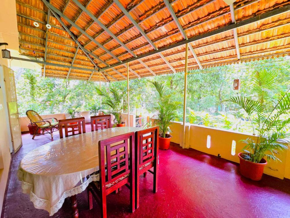 Bella Beach Villa