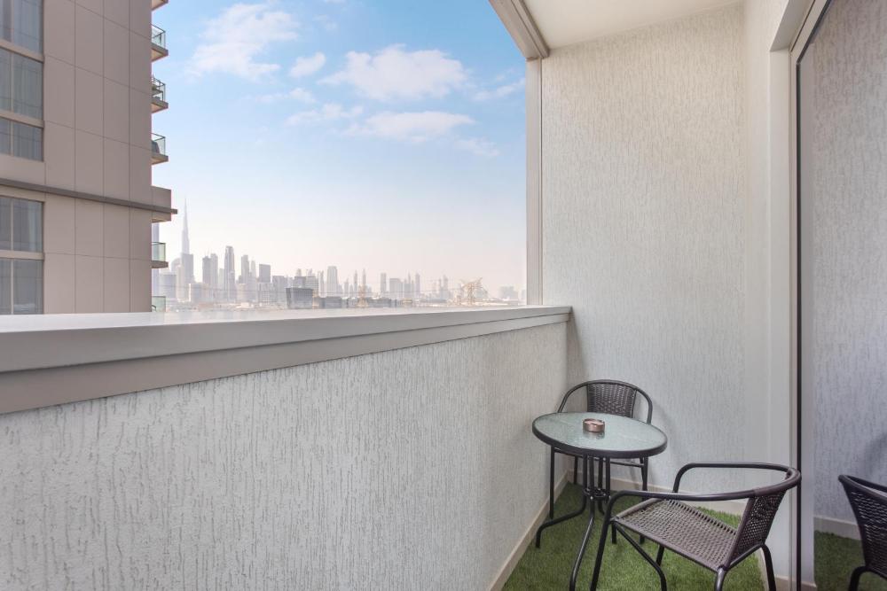 Luxury 1BR Holiday Home CV A107 near Burj Khalifa