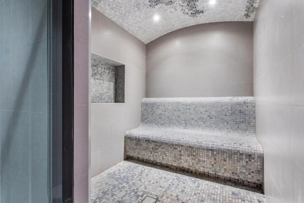 Luxury 1BR Holiday Home CV A107 near Burj Khalifa