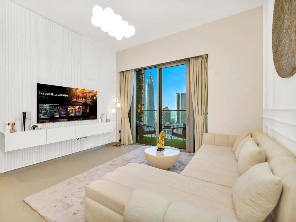Skyline Serenity Holiday Home I Grandeur 2 Bedroom Apartments I Burj Khalifa & Fountain Views I Free