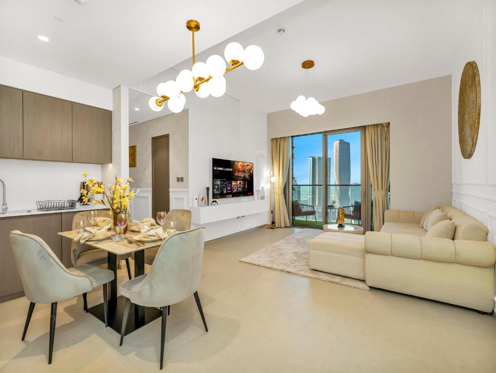 Skyline Serenity Holiday Home I Grandeur 2 Bedroom Apartments I Burj Khalifa & Fountain Views I Free