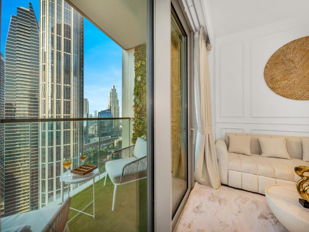 Skyline Serenity Holiday Home I Grandeur 2 Bedroom Apartments I Burj Khalifa & Fountain Views I Free