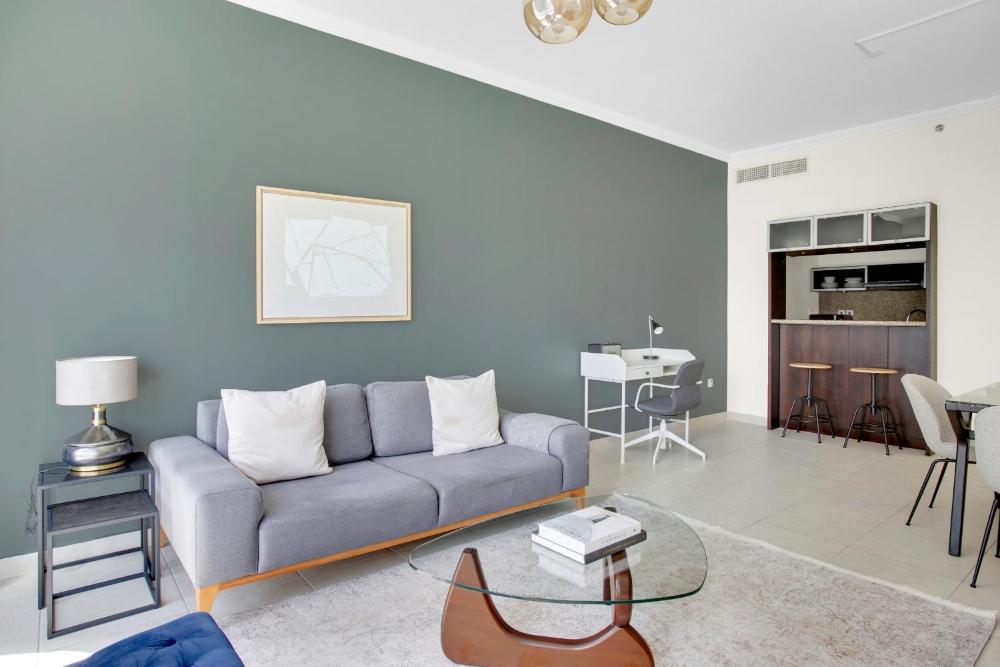 Marina Quays West, Dubai Marina - Mint Stay