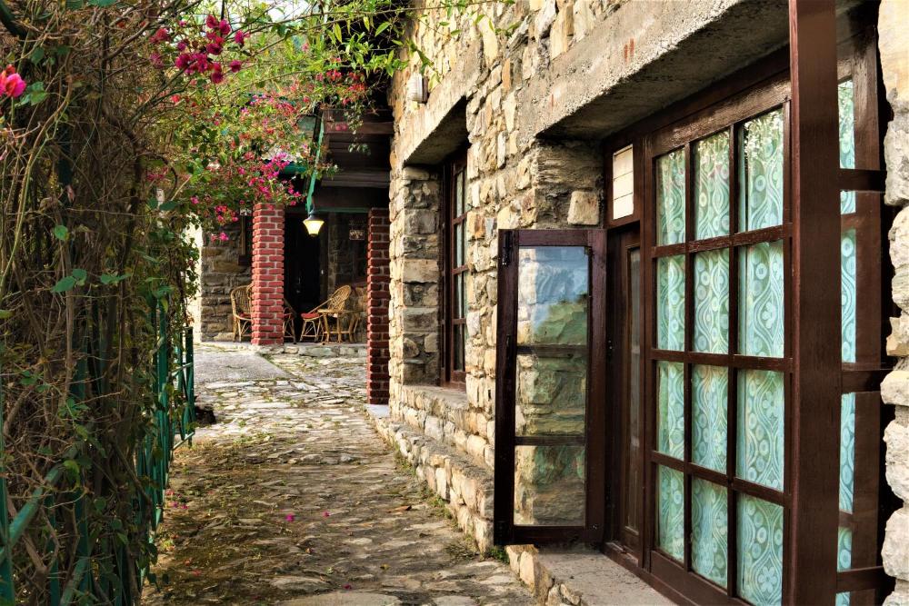 Renz Himalayan Retreat