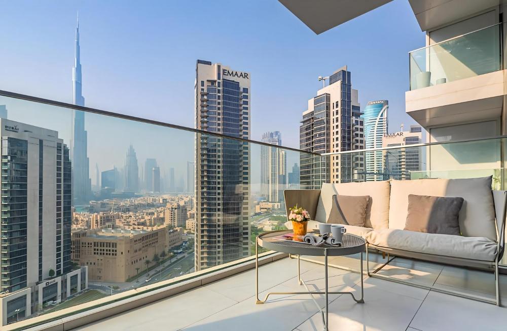 Luxury Studios with Burj Khalifa View or Canal view - Marquise Square Tower