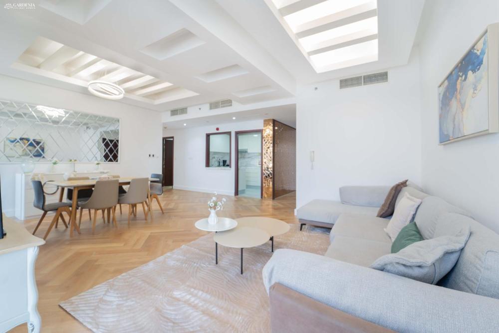JBR Amwaj 4 , Upgraded Sea and Ain Dubai Views, 2m walk to Beach By Gardenia Suitse