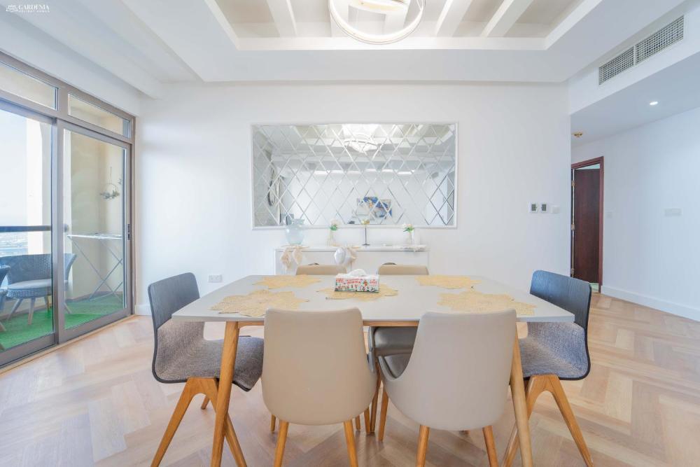 JBR Amwaj 4 , Upgraded Sea and Ain Dubai Views, 2m walk to Beach By Gardenia Suitse